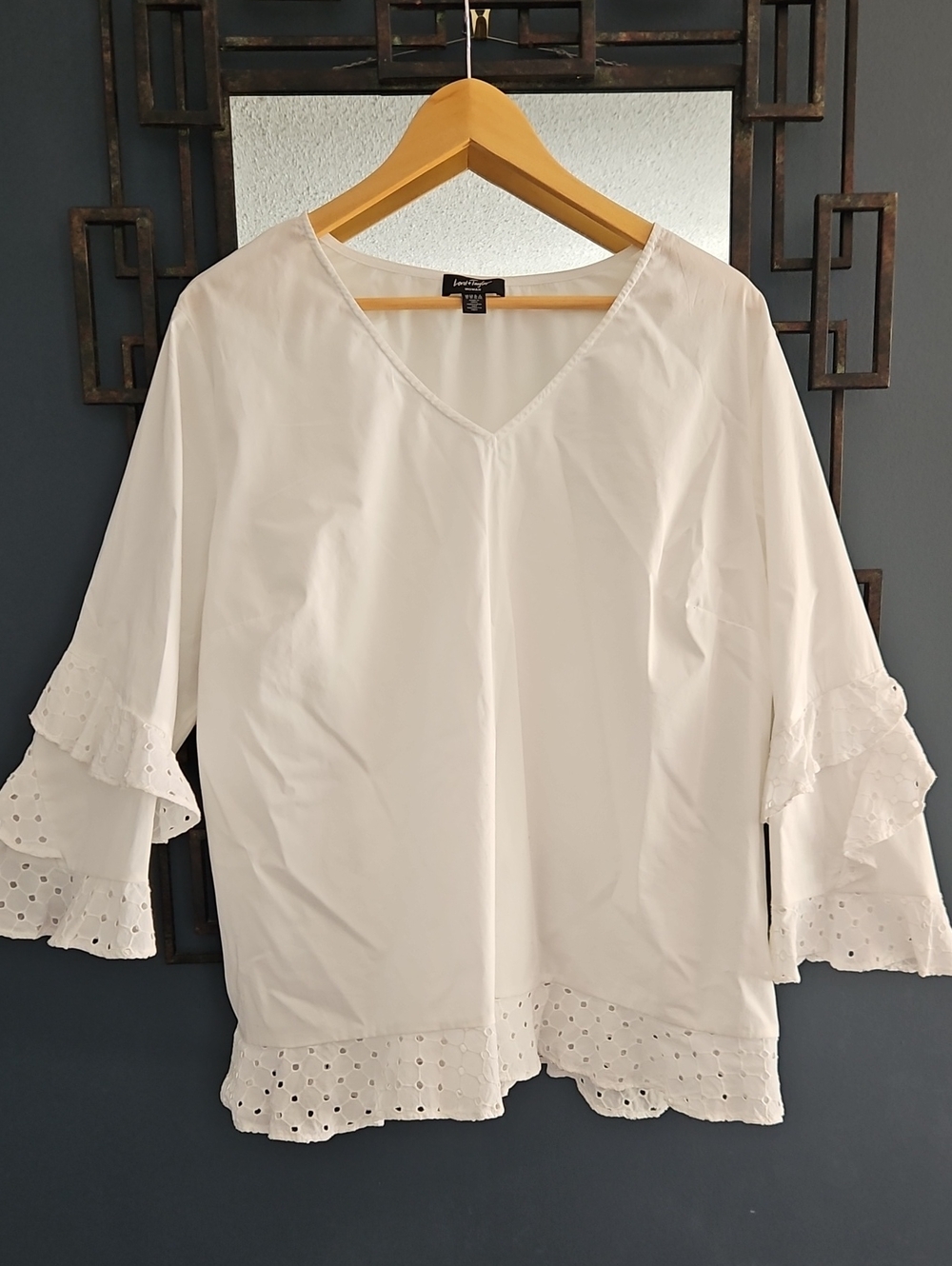 Lord & Taylor Woman Size 1X White Eyelet NBW Cotton Ruffles